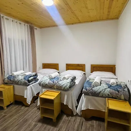 Oda ve Kahvaltı Dardani